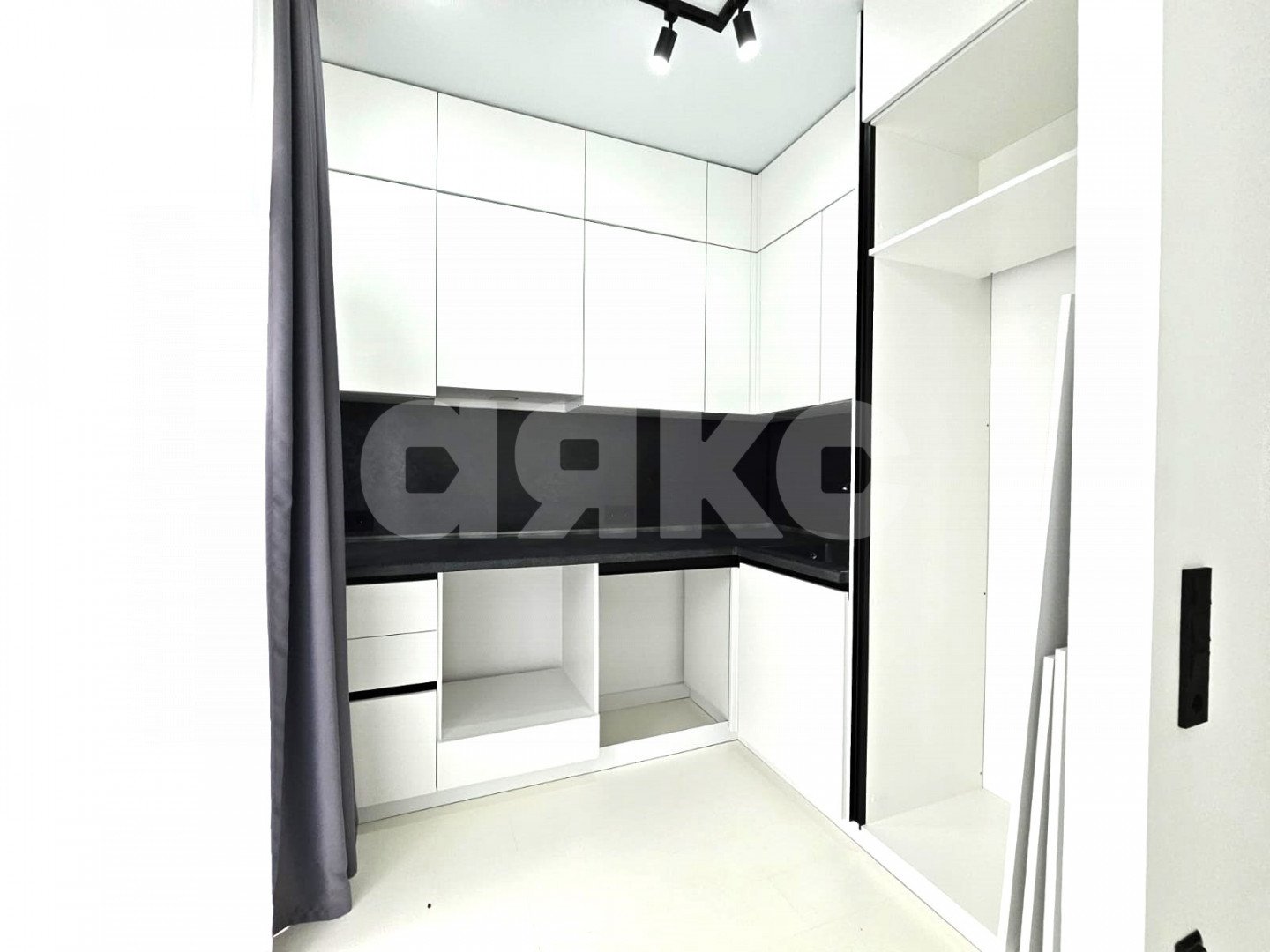 Фото №4: 1-комнатная квартира 46&nbsp;м², 4/17&nbsp;эт. - Сочи, Хостинский, мкр. Яна Фабрициуса, ул. Яна Фабрициуса, 2/23М