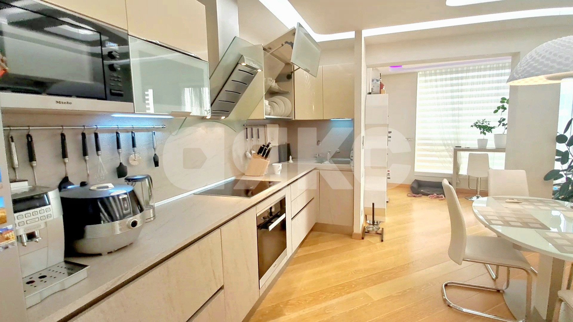 Фото №4: 4-комнатная квартира 120&nbsp;м², 8/22&nbsp;эт. - Сочи, р. Центральный, ул. Первомайская, 19