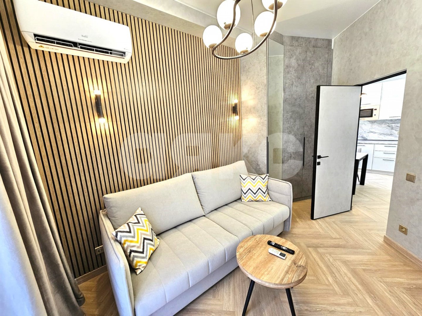 Фото №1: Апартаменты 45&nbsp;м², 1/4&nbsp;эт. - Эстосадок, мкр. курорт Красная Поляна, ул. Омеловая, 41