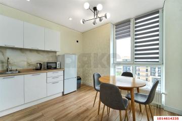 Фото №1: 1-комнатная квартира 40 м², 24/24 эт. - Краснодар, мкр. Черёмушки, ул. Обрывная, 132/1
