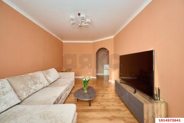 Фото №1: 2-комнатная квартира 60 м², 16/16 эт. - Краснодар, мкр. ЖК Форт Карасун, ул. Сормовская, 208