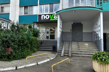 Фото №1: Торговое помещение 79&nbsp;м², 1/17&nbsp;эт. - Краснодар, мкр. Почтовый, пр-кт имени писателя Знаменского, 12