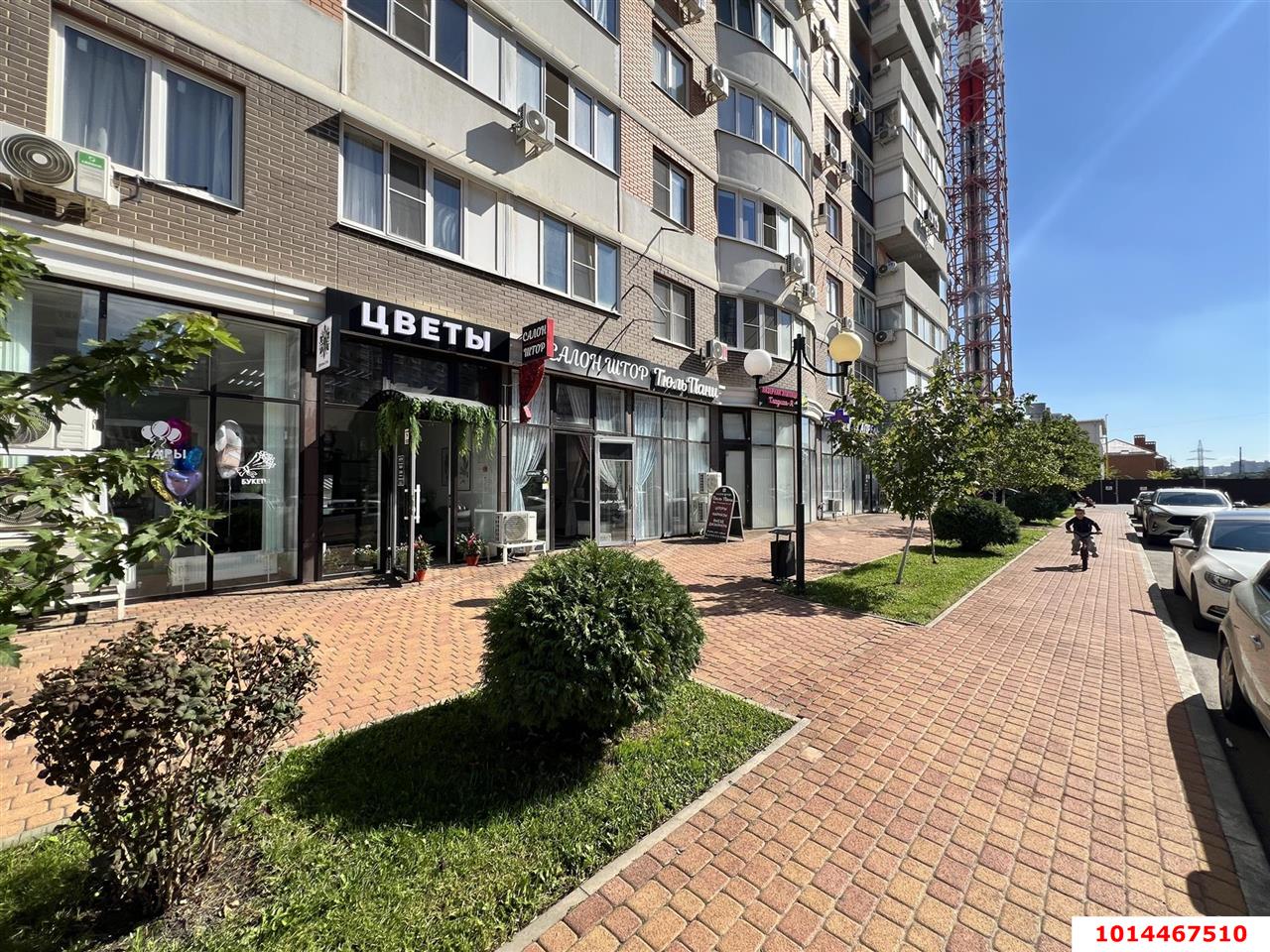 Фото №1: Торговое помещение 45&nbsp;м², 1/16&nbsp;эт. - Краснодар, Прикубанский внутригородской округ, Россинского, мкр. жилой комплекс Альпы, ул. Командорская, 6