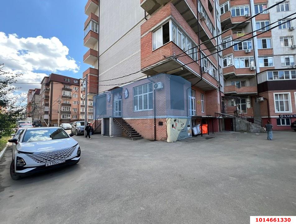 Фото №1: Торговое помещение 65&nbsp;м², 1/10&nbsp;эт. - Краснодар, Прикубанский внутригородской округ, мкр. Музыкальный, ул. Агрохимическая, 136/1