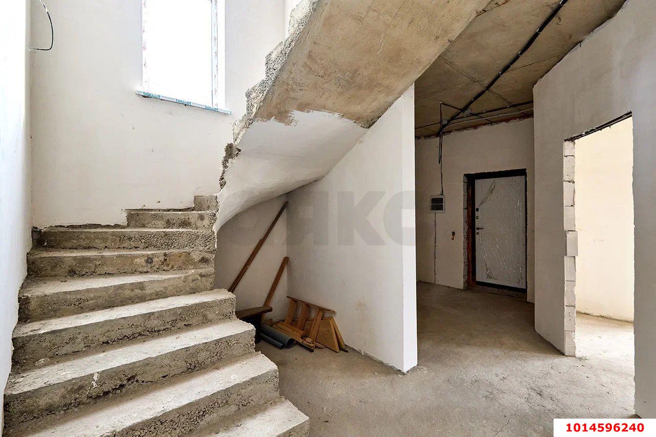 Фото №8: Дом 140&nbsp;м² + 3.01&nbsp;сот., 2&nbsp;эт. - Краснодар, Прикубанский внутригородской округ, мкр. Тихая Поляна, ул. имени Атамана Н.И. Евдокимова, 2/10