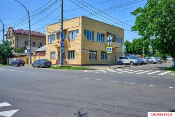 Фото №1: Отдельное здание 349 м², 1/2 эт. - Краснодар, мкр. Сельскохозяйственный Институт, ул. 1-я Линия, 35