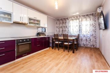 Фото №1: 3-комнатная квартира 80 м², 9/16 эт. - Краснодар, мкр. Молодёжный, ул. 2-я Целиноградская, 11