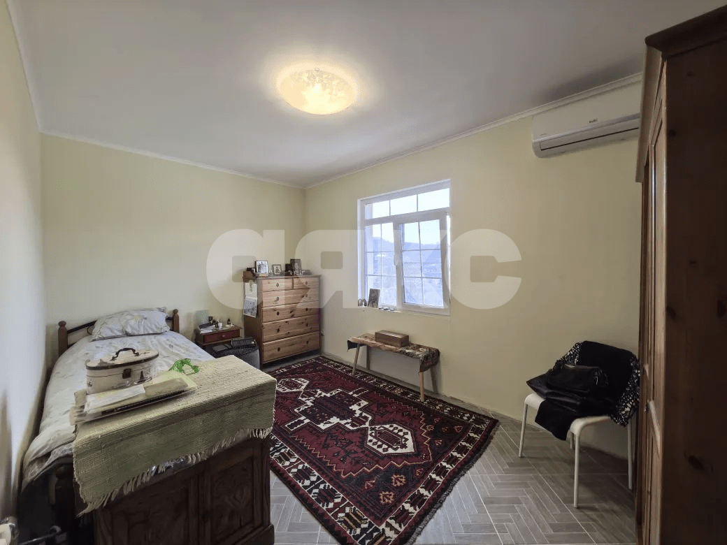 Фото №7: Дом 240&nbsp;м² + 16&nbsp;сот., 2&nbsp;эт. - Горное Лоо, р. Лазаревский, ул. Обзорная, 15