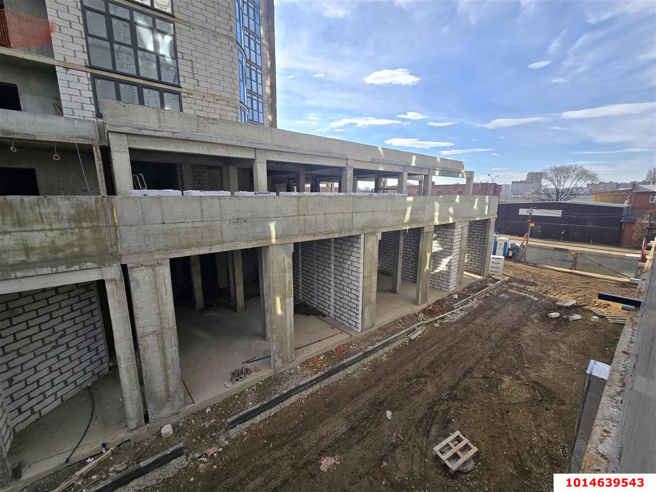 Фото №2: Торговое помещение 180&nbsp;м², 1/20&nbsp;эт. - Краснодар, Карасунский внутригородской округ, Хлопчато-бумажный Комбинат, мкр. жилой комплекс Режиссёр, ул. Уральская, 100/8