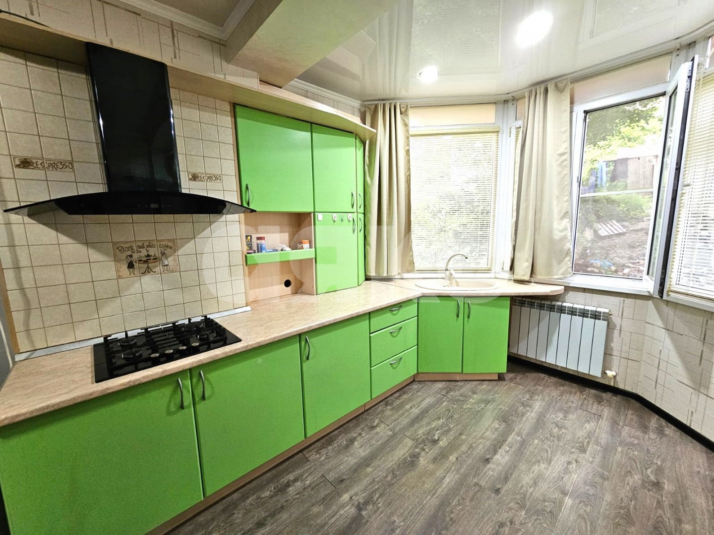 Фото №6: 2-комнатная квартира 55&nbsp;м², 2/7&nbsp;эт. - Сочи, Центральный, мкр. Новый Сочи, ул. Клубничная, 88