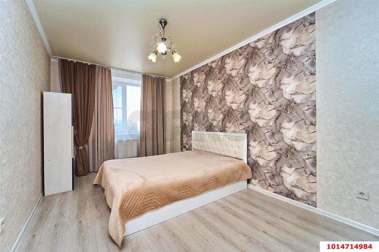 Фото №8: 2-комнатная квартира 70&nbsp;м², 4/6&nbsp;эт. - Краснодар, Прикубанский внутригородской округ, мкр. Музыкальный, ул. имени Ф.И. Шаляпина, 25