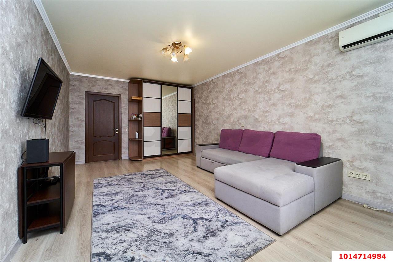 Фото №11: 2-комнатная квартира 70&nbsp;м², 4/6&nbsp;эт. - Краснодар, Прикубанский внутригородской округ, мкр. Музыкальный, ул. имени Ф.И. Шаляпина, 25