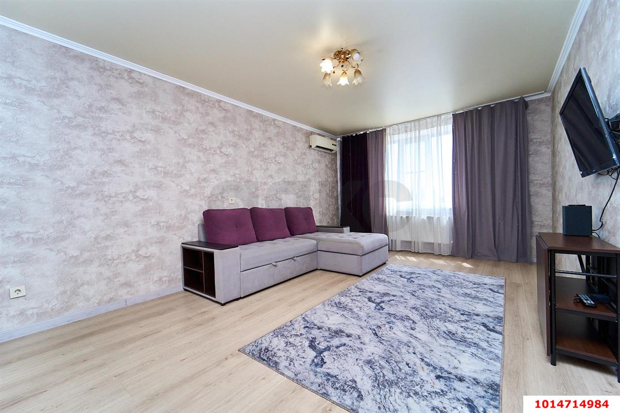 Фото №10: 2-комнатная квартира 70&nbsp;м², 4/6&nbsp;эт. - Краснодар, Прикубанский внутригородской округ, мкр. Музыкальный, ул. имени Ф.И. Шаляпина, 25