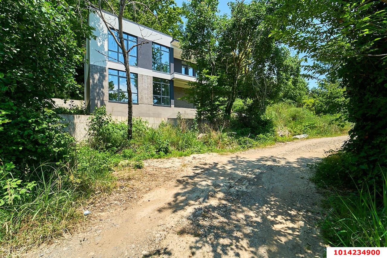 Фото №4: Дом 169&nbsp;м² + 3.22&nbsp;сот., 2&nbsp;эт. - Сочи, Лазаревский, ж/р Лазаревское, пер. Павлова