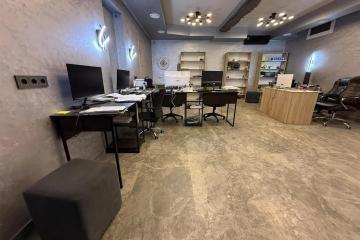 Фото №1: Торговое помещение 165&nbsp;м², 3&nbsp;эт. - Краснодар, мкр. Восточно-Кругликовский, ул. Восточно-Кругликовская, 62