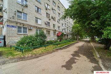 Фото №1: Комната 12&nbsp;м², 4/5&nbsp;эт. - Краснодар, мкр. Краевая Клиническая Больница, ул. Восточно-Кругликовская, 63