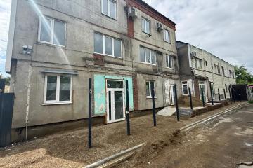 Фото №1: Отдельное здание 780&nbsp;м², 1/3&nbsp;эт. - Краснодар, мкр. Славянский, ул. 3-я Линия, 57/7