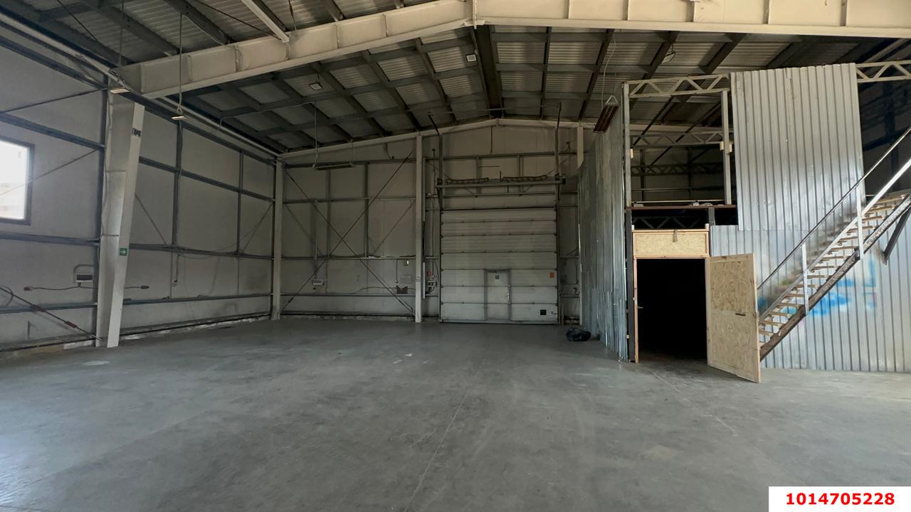 Фото №2: Коммерция 1100&nbsp;м², 1/1&nbsp;эт. - Новотитаровская