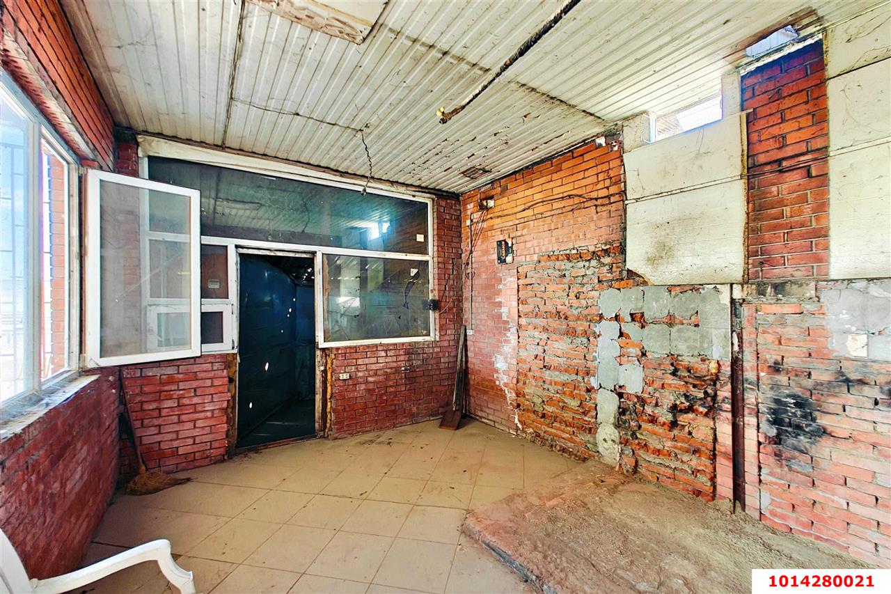 Фото №15: Отдельное здание 250&nbsp;м², 1/1&nbsp;эт. - Тлюстенхабль, ул. Джубгинское шоссе, 94