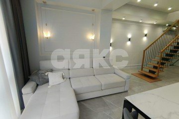 Фото №1: 2-комнатная квартира 70 м², 5/5 эт. - Сочи, мкр. КСМ, ул. Пластунская, 194Б