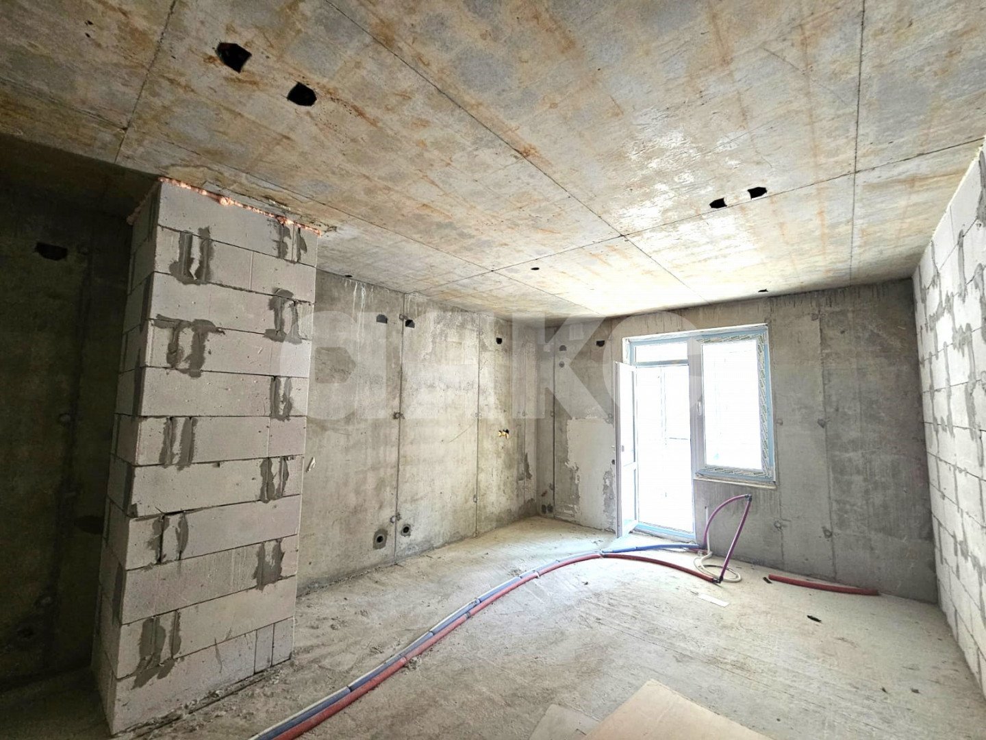 Фото №3: Студия 40&nbsp;м², 4/17&nbsp;эт. - Сочи, Хостинский, мкр. Бытха, ул. Ясногорская, 16А