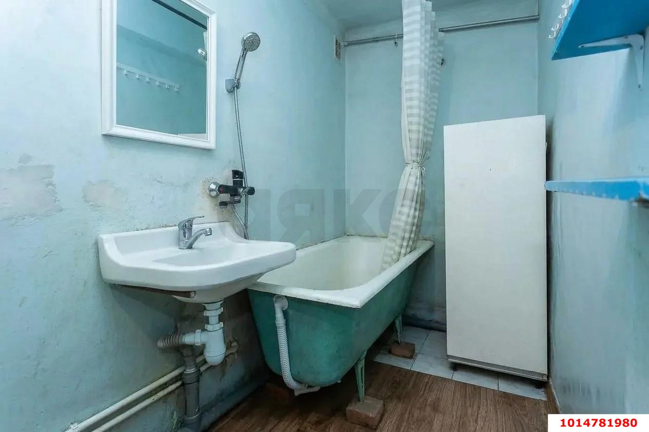 Фото №12: Часть дома 41&nbsp;м² + 1&nbsp;сот., 1&nbsp;эт. - Краснодар, Западный внутригородской округ, мкр. Центральный, ул. Кирова, 17