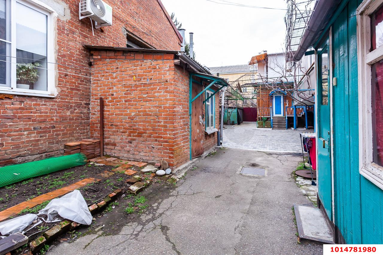 Фото №3: Часть дома 41&nbsp;м² + 1&nbsp;сот., 1&nbsp;эт. - Краснодар, Западный внутригородской округ, мкр. Центральный, ул. Кирова, 17