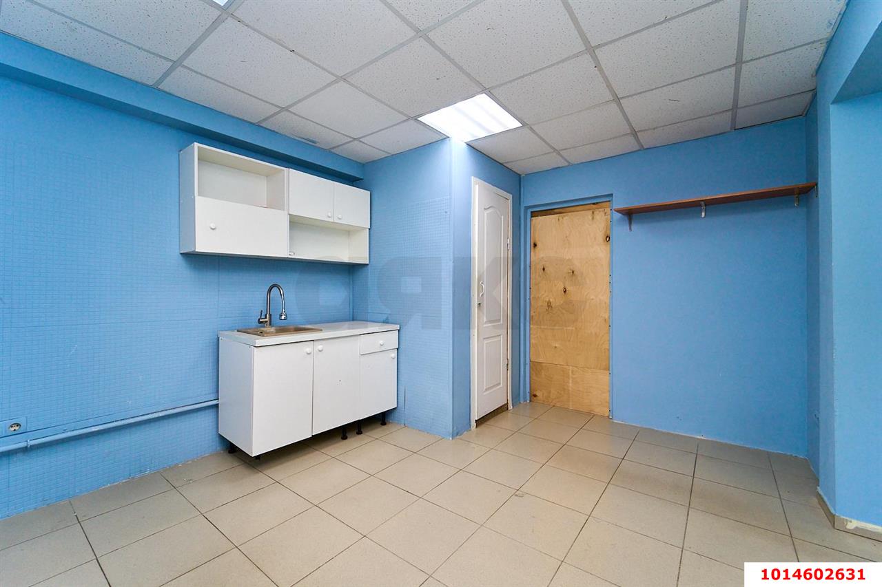 Фото №7: Торговое помещение 32&nbsp;м², 16&nbsp;эт. - Краснодар, Прикубанский внутригородской округ, мкр. Репино, пр-д Репина, 34