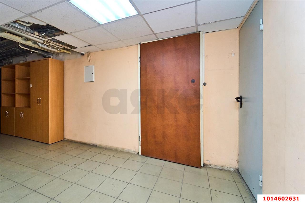 Фото №11: Торговое помещение 32&nbsp;м², 16&nbsp;эт. - Краснодар, Прикубанский внутригородской округ, мкр. Репино, пр-д Репина, 34