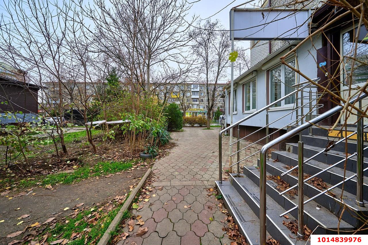 Фото №5: Торговое помещение 95&nbsp;м², 1/5&nbsp;эт. - Краснодар, Прикубанский внутригородской округ, мкр. Фестивальный, ул. Атарбекова, 28