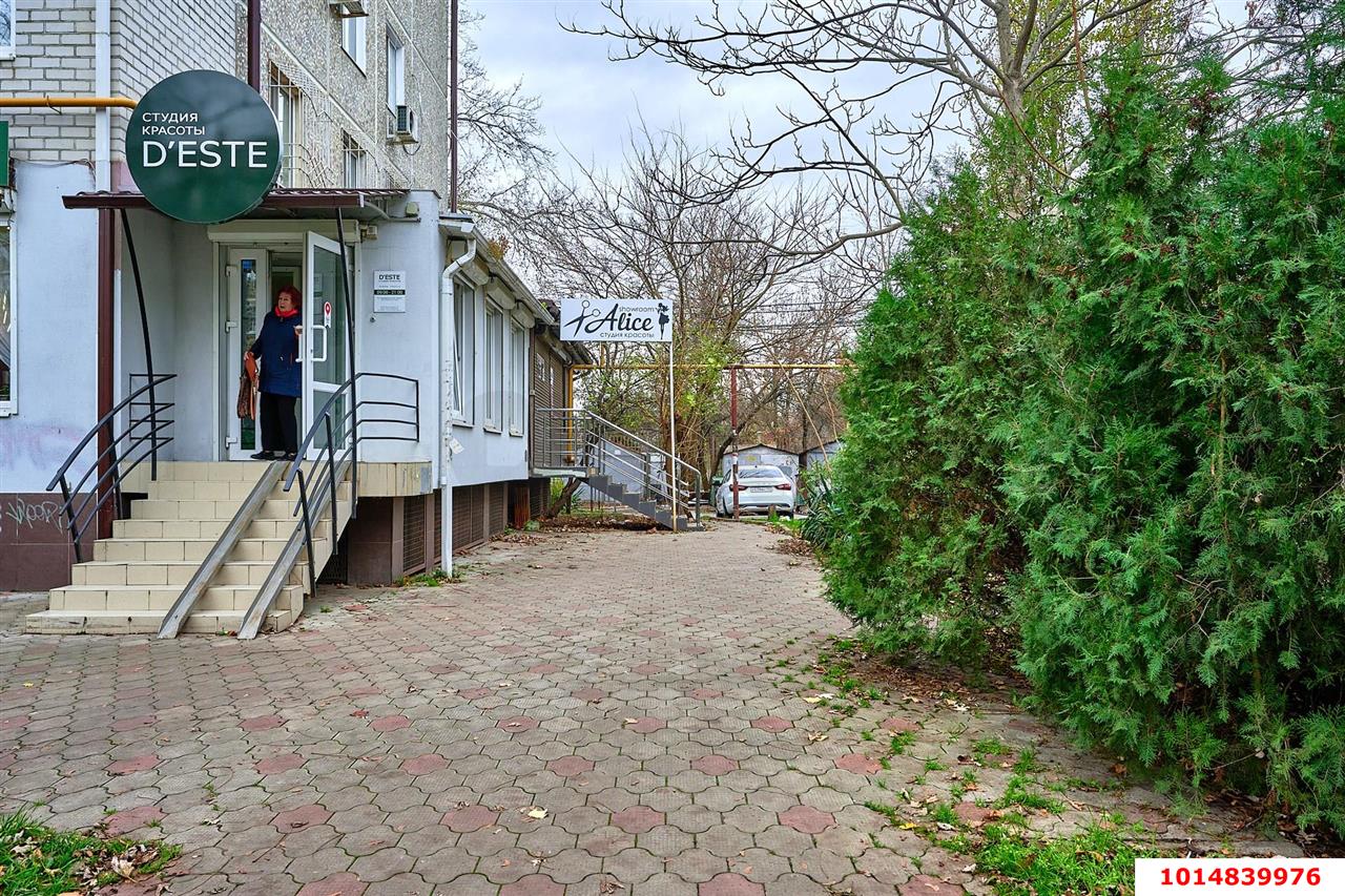 Фото №17: Торговое помещение 95&nbsp;м², 1/5&nbsp;эт. - Краснодар, Прикубанский внутригородской округ, мкр. Фестивальный, ул. Атарбекова, 28