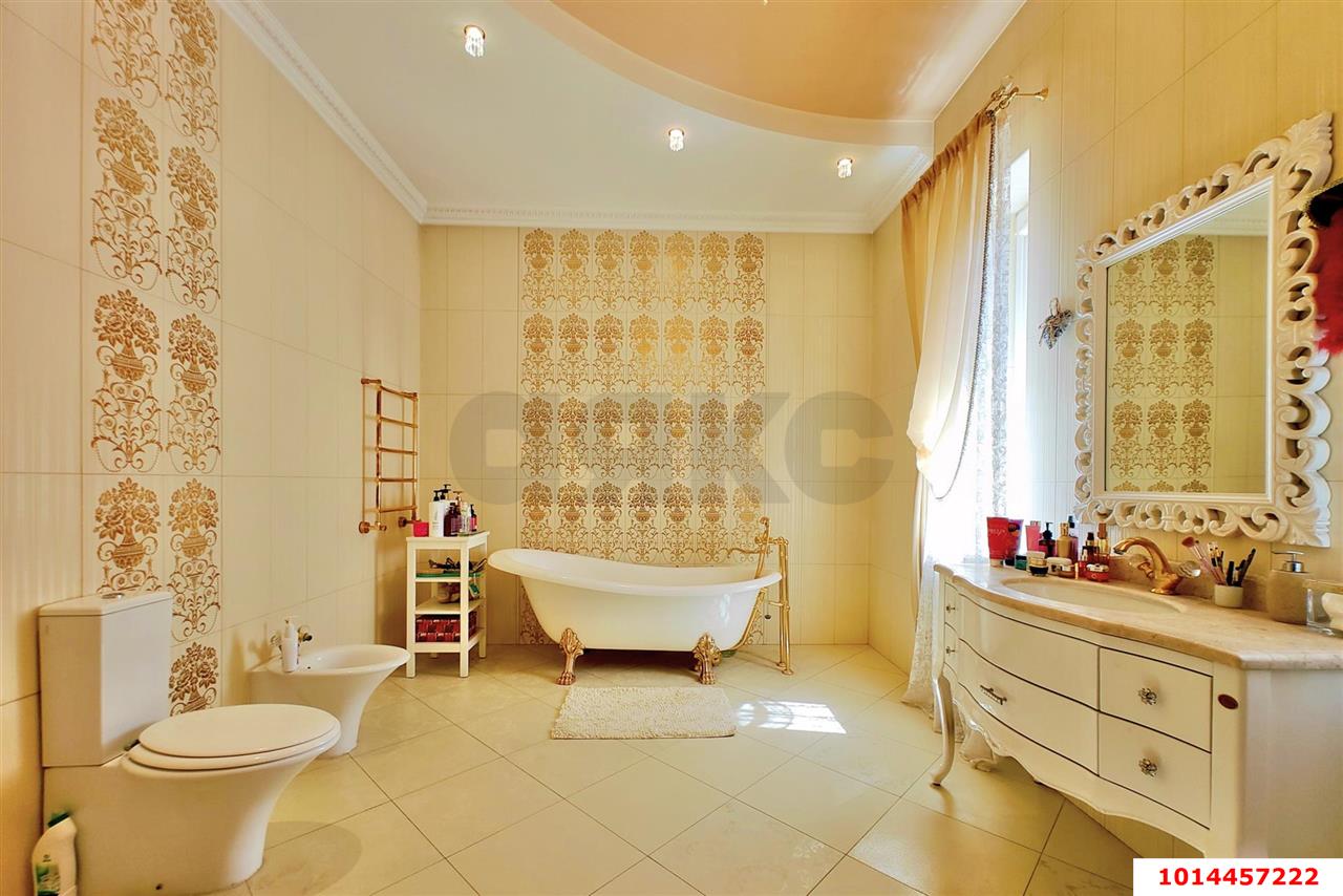Фото №9: Дом 400&nbsp;м² + 6&nbsp;сот., 3&nbsp;эт. - Краснодар, Западный внутригородской округ, мкр. Фестивальный, ул. Михаила Власова, 53