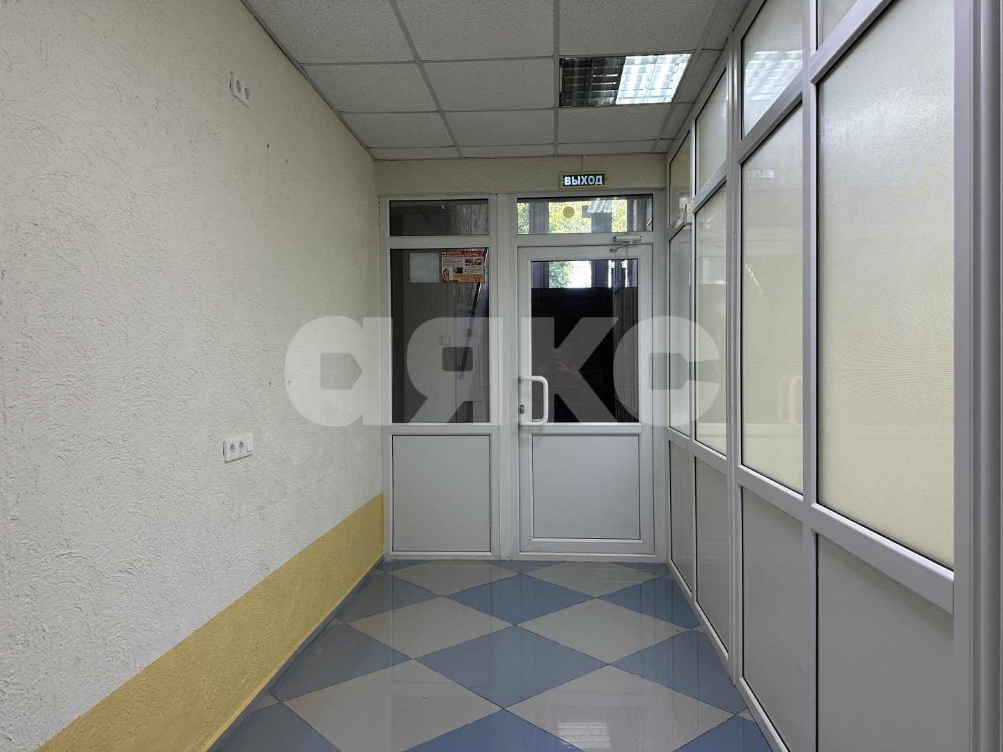 Фото №10: Коммерция 206&nbsp;м², -1/9&nbsp;эт. - Анапа, ул. Новороссийская, 232