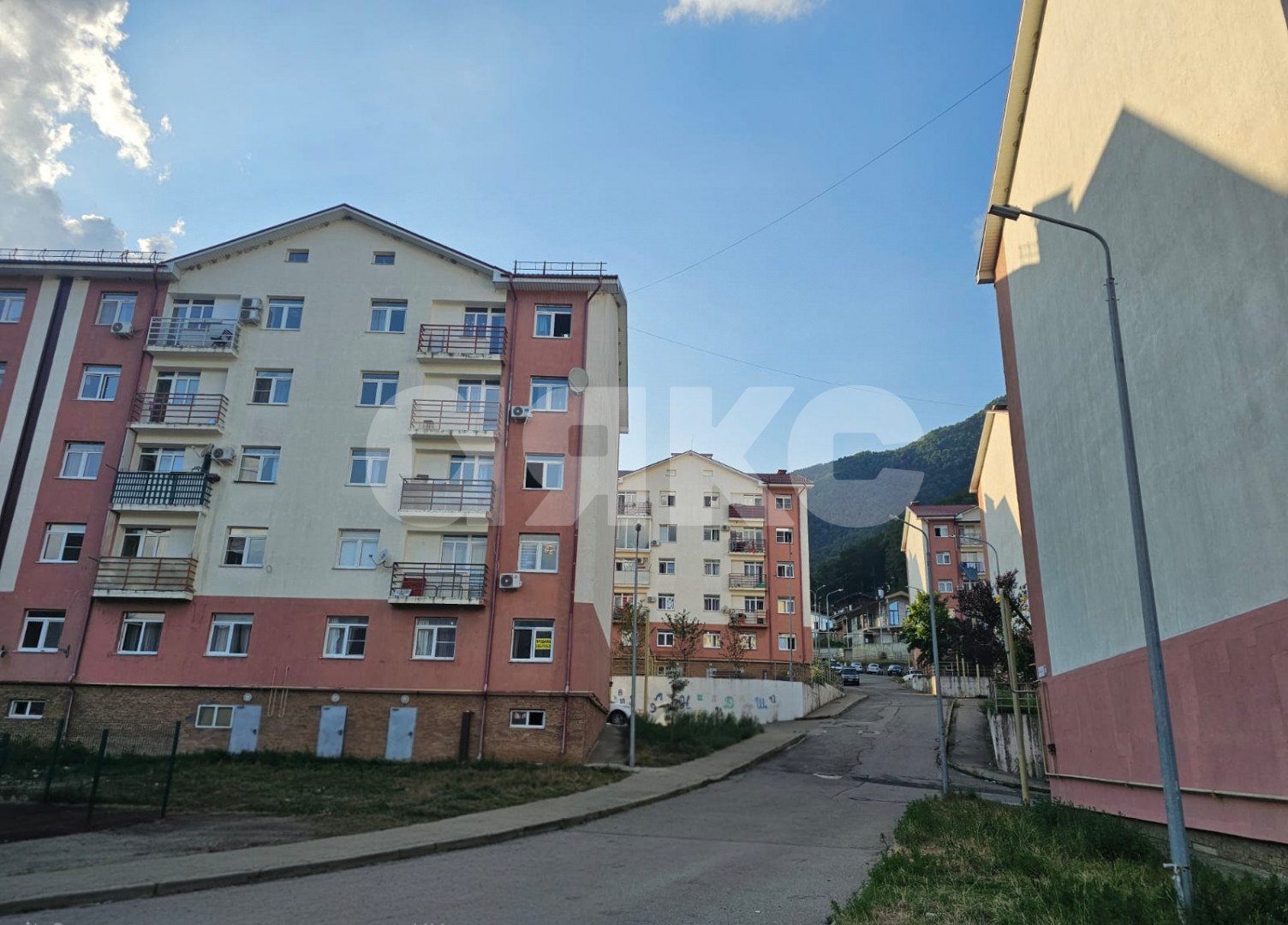 Фото №28: 2-комнатная квартира 65&nbsp;м², 5/5&nbsp;эт. - Красная Поляна, мкр. курорт Красная Поляна, ул. Ачишховская, 68к3