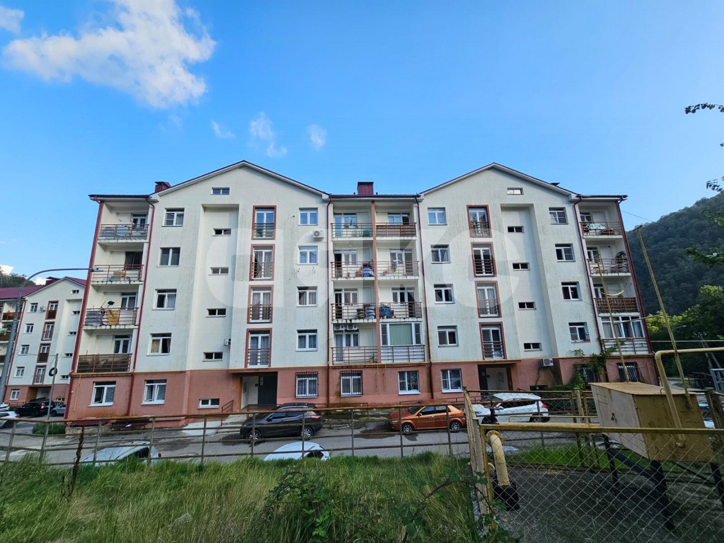 Фото №1: 2-комнатная квартира 65&nbsp;м², 5/5&nbsp;эт. - Красная Поляна, мкр. курорт Красная Поляна, ул. Ачишховская, 68к3