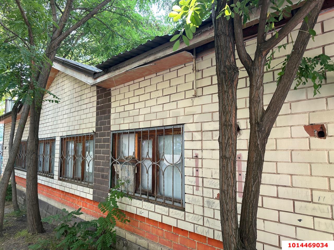 Фото №1: Отдельное здание 140&nbsp;м², 1/1&nbsp;эт. - Краснодар, Западный внутригородской округ, мкр. Юбилейный, пр-кт Чекистов, 17Ж