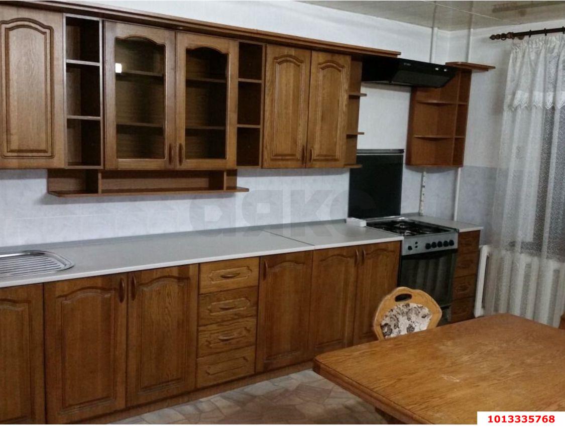 Фото №8: 4-комнатная квартира 90&nbsp;м², 1/10&nbsp;эт. - Краснодар, Западный внутригородской округ, мкр. Юбилейный, ул. 70-летия Октября, 26