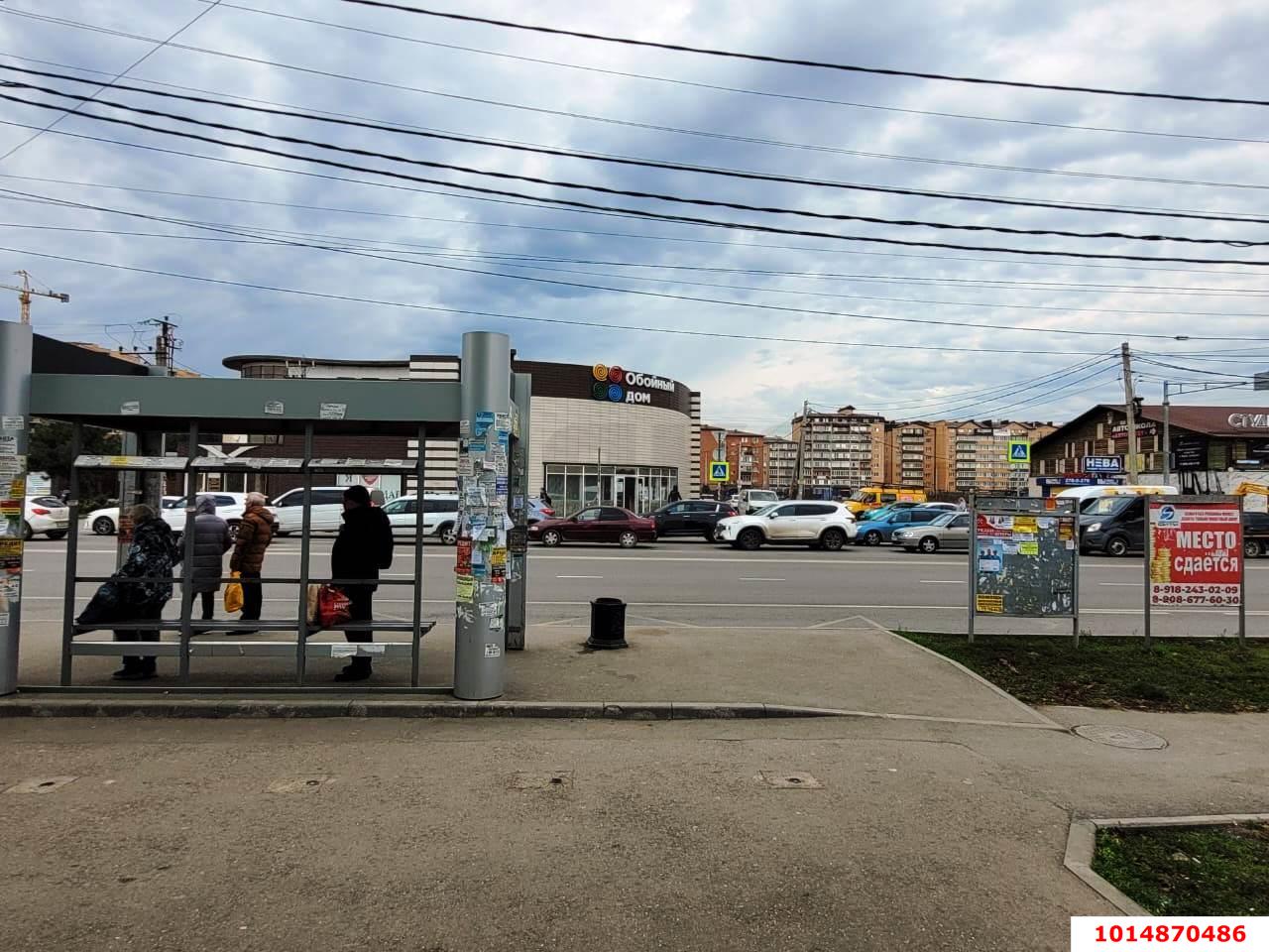 Фото №11: Торговое помещение 250&nbsp;м², 1/2&nbsp;эт. - Краснодар, Прикубанский внутригородской округ, Калинино, мкр. Завод Радиоизмерительных Приборов, ул. Российская, 418