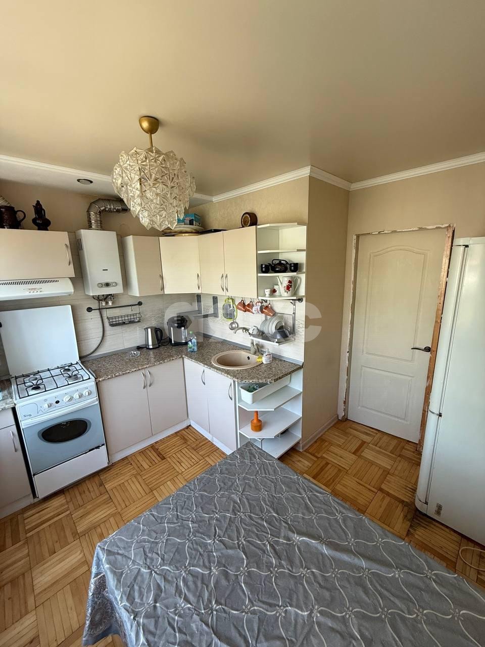 Фото №4: 3-комнатная квартира 70&nbsp;м², 4/5&nbsp;эт. - Майкоп, мкр. квартал Черёмушки, ул. Депутатская, 2