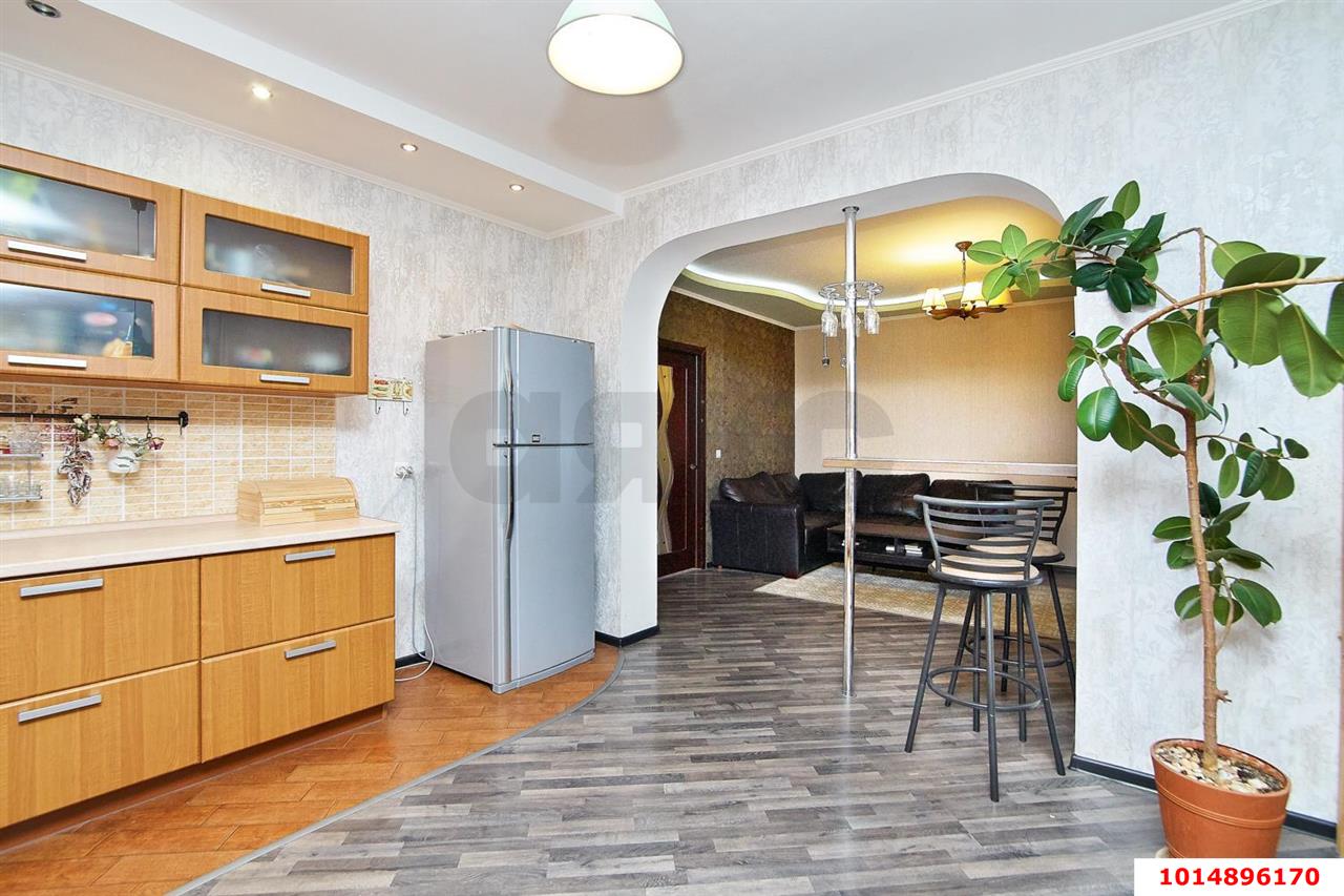Фото №4: 2-комнатная квартира 70&nbsp;м², 17/24&nbsp;эт. - Краснодар, Западный внутригородской округ, Фестивальный, мкр. ЖК Аврора, ул. Гаражная, 67