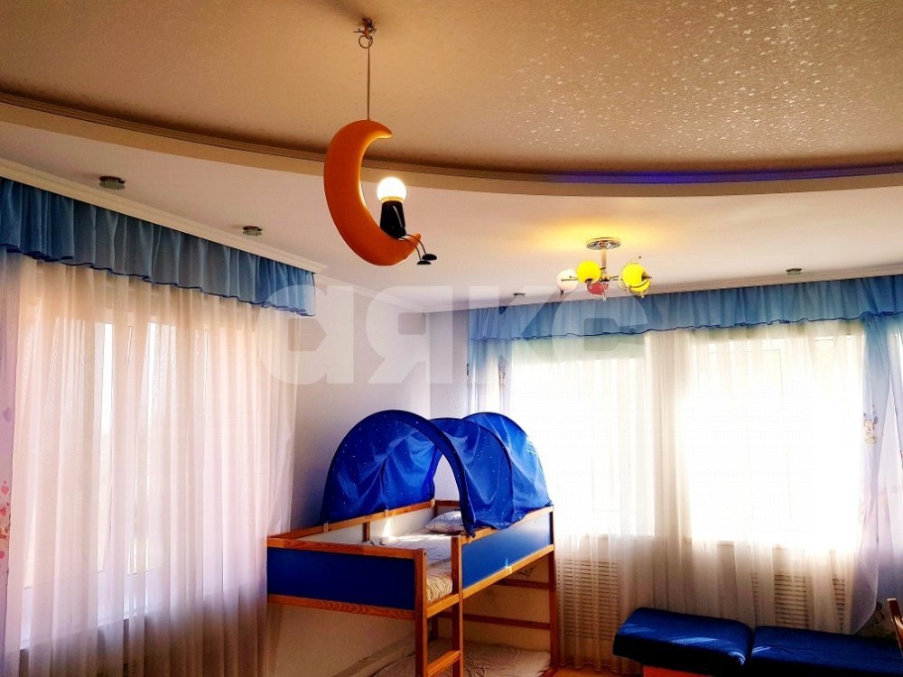 Фото №9: Дом 370&nbsp;м² + 10&nbsp;сот., 3&nbsp;эт. - Горячий Ключ, мкр. Городская Больница, ул. Изумрудная