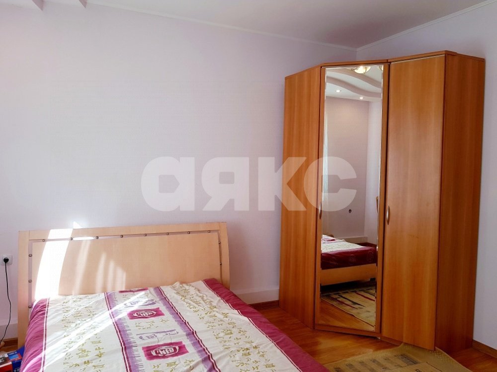 Фото №10: Дом 370&nbsp;м² + 10&nbsp;сот., 3&nbsp;эт. - Горячий Ключ, мкр. Городская Больница, ул. Изумрудная