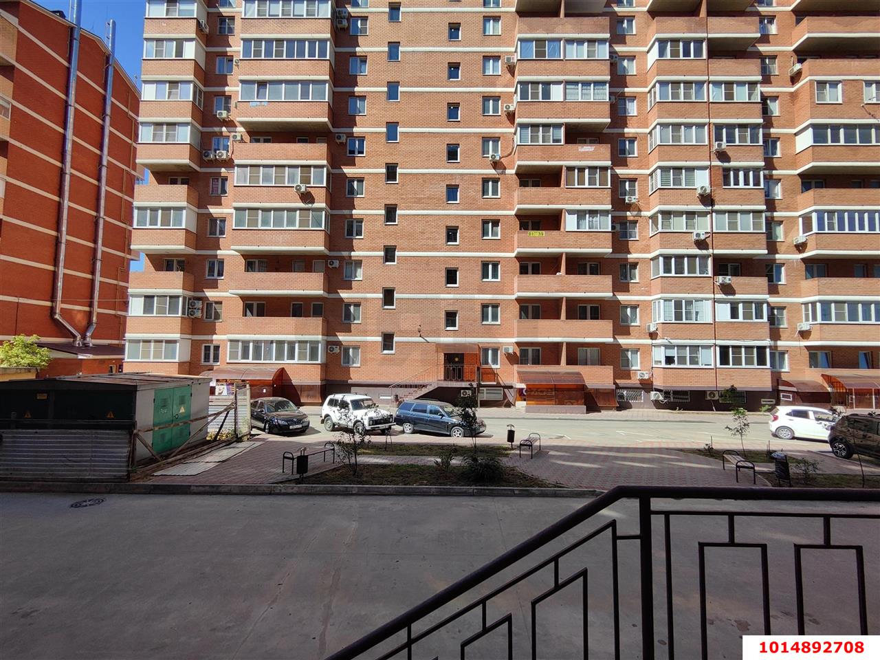Фото №1: Торговое помещение 35&nbsp;м², 1/9&nbsp;эт. - Российский, мкр. Прикубанский внутригородской округ, ул. имени В.М. Комарова, 21Г