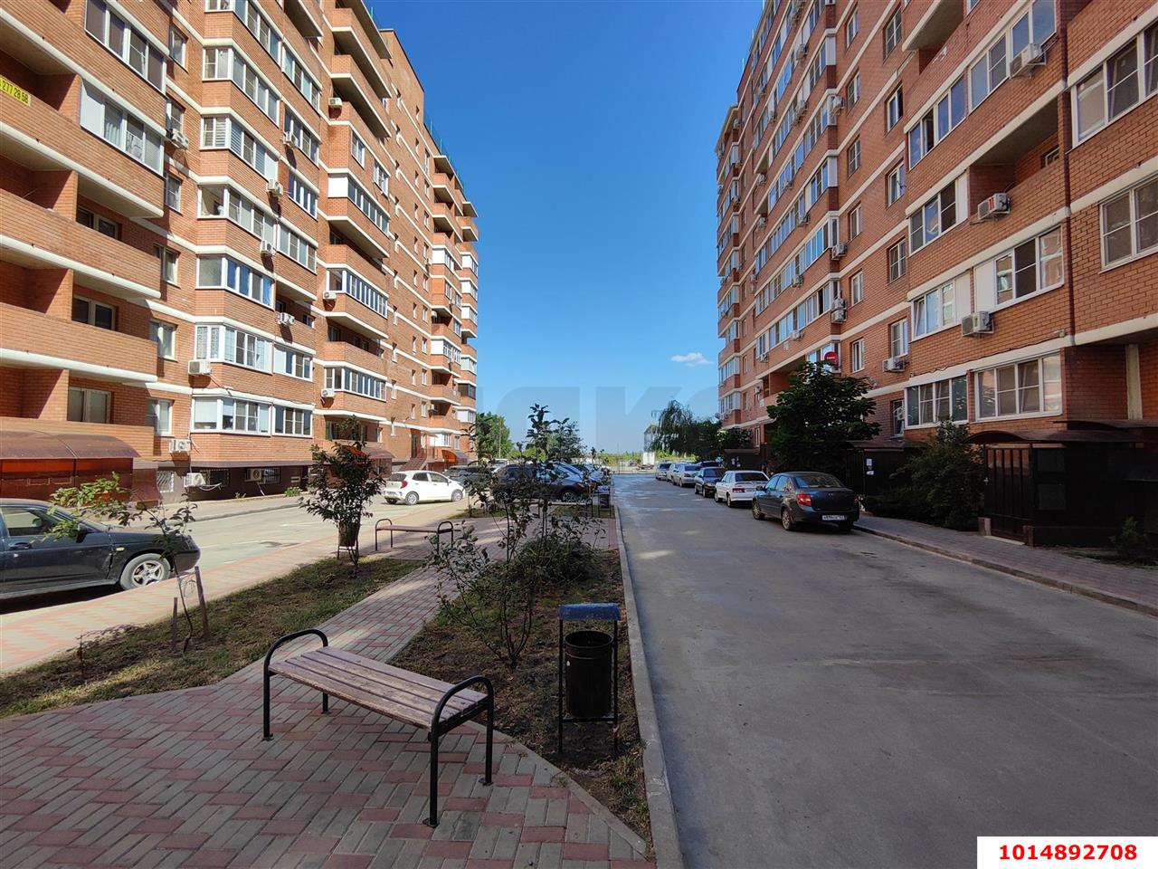Фото №5: Торговое помещение 35&nbsp;м², 1/9&nbsp;эт. - Российский, мкр. Прикубанский внутригородской округ, ул. имени В.М. Комарова, 21Г