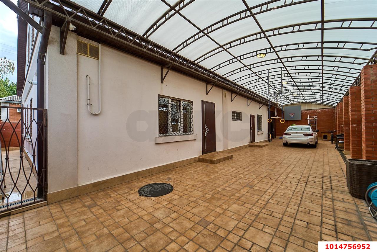 Фото №18: Дом 240&nbsp;м² + 4&nbsp;сот., 2&nbsp;эт. - Краснодар, Прикубанский внутригородской округ, мкр. Фестивальный, ул. Передерия