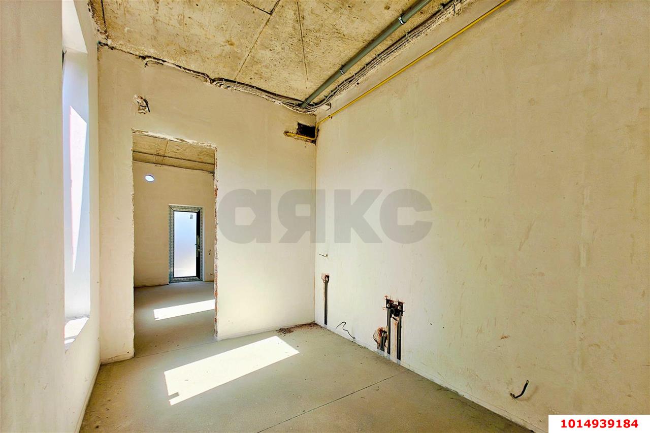 Фото №9: Дом 325&nbsp;м² + 6&nbsp;сот., 2&nbsp;эт. - Краснодар, Карасунский внутригородской округ, мкр. Хлопчато-бумажный Комбинат, ул. Волжская, 90