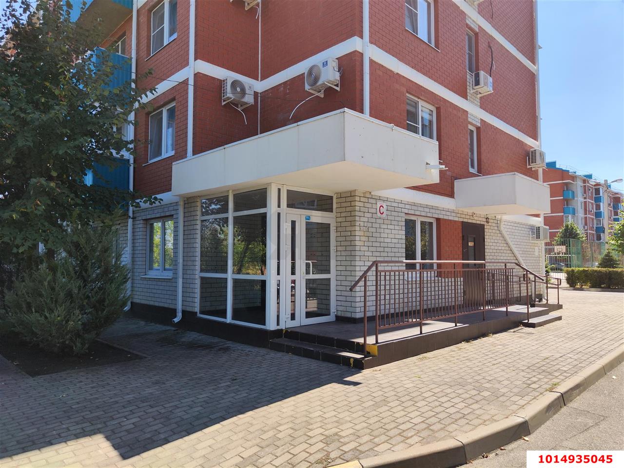 Фото №5: Торговое помещение 45&nbsp;м², 1/5&nbsp;эт. - Берёзовый, Прикубанский внутригородской округ, Прогресс, мкр. жилой комплекс Прогресс, ул. имени А.Н. Лодыгина, 5