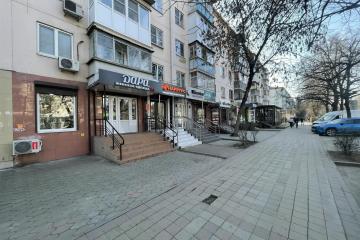 Фото №1: Торговое помещение 71&nbsp;м², 1/5&nbsp;эт. - Краснодар, мкр. Черёмушки, ул. Ставропольская, 230