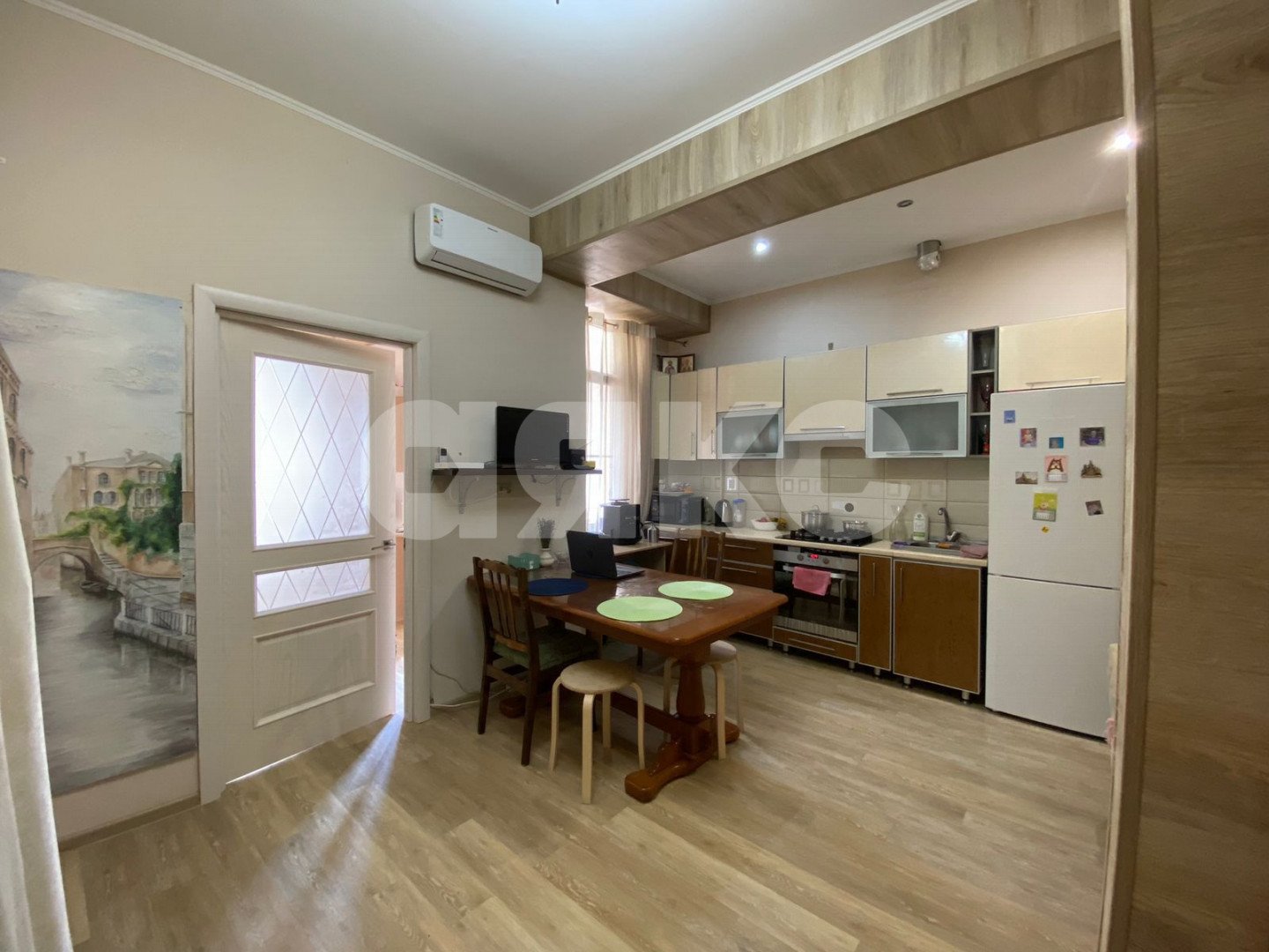 Фото №4: 3-комнатная квартира 50&nbsp;м², 2/5&nbsp;эт. - Сочи, Центральный, мкр. ЖСК Ветеран-Нагорный, ул. Вишнёвая, 18/7