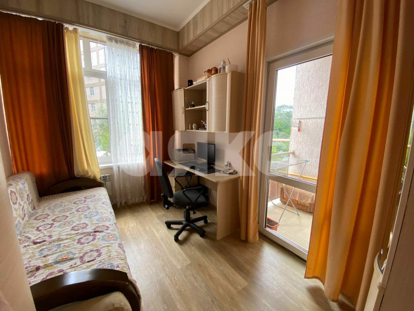 Фото №1: 3-комнатная квартира 50&nbsp;м², 2/5&nbsp;эт. - Сочи, Центральный, мкр. ЖСК Ветеран-Нагорный, ул. Вишнёвая, 18/7